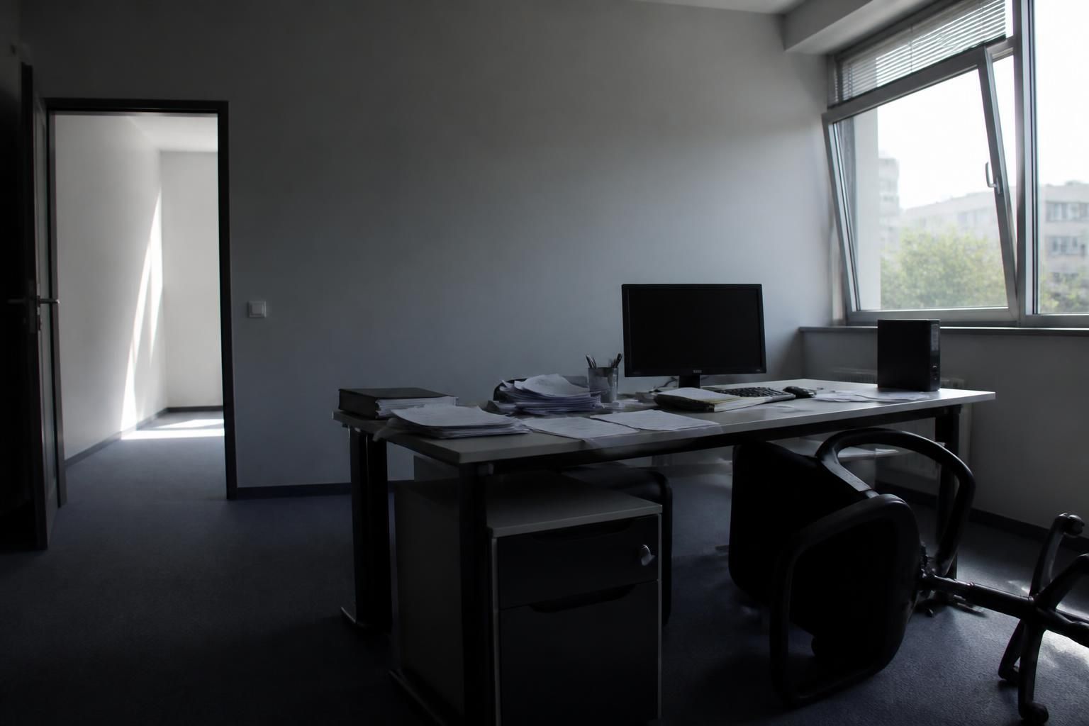 découvrez si l'abandon de poste permet toujours de bénéficier des allocations chômage et quelles sont les conditions à respecter pour faire valoir vos droits.